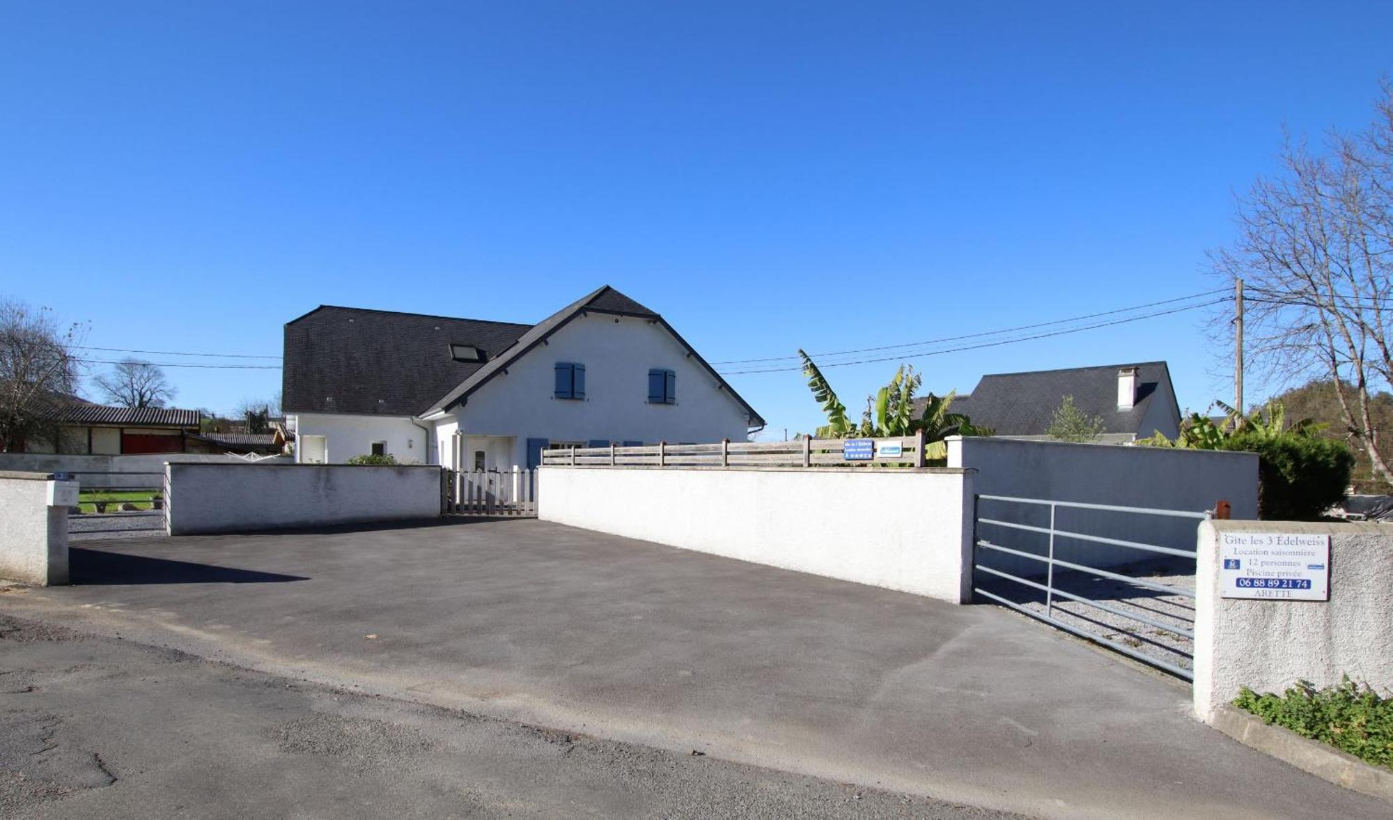Les 3 Edelweiss - Gite 1 Ou Gite 2 Arette Exterior photo